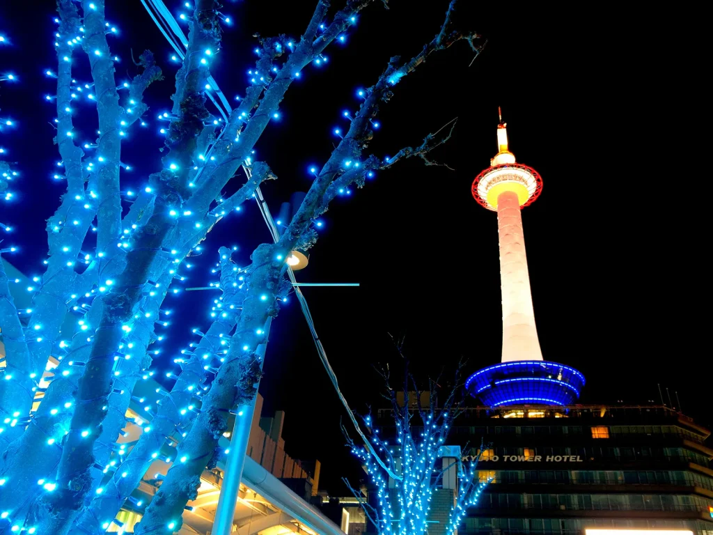 夜の京都タワー